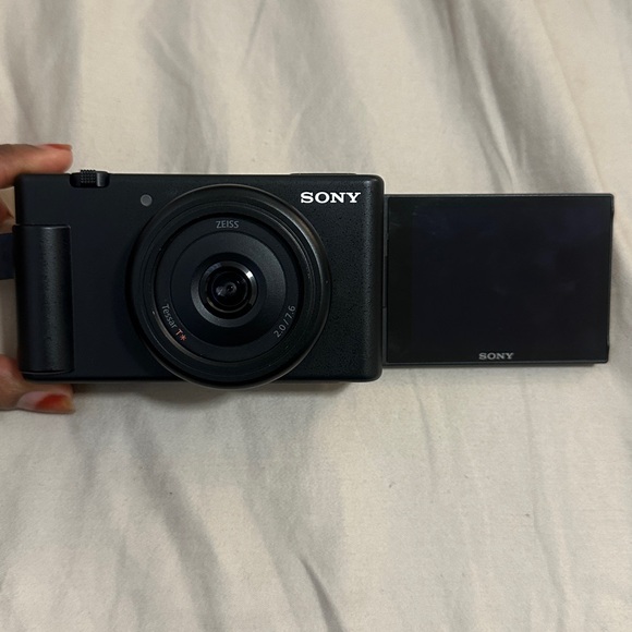 SONY ZV-1F